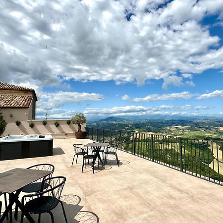 Apartmán Dimora Santa Chiara Ripatransone Exteriér fotografie