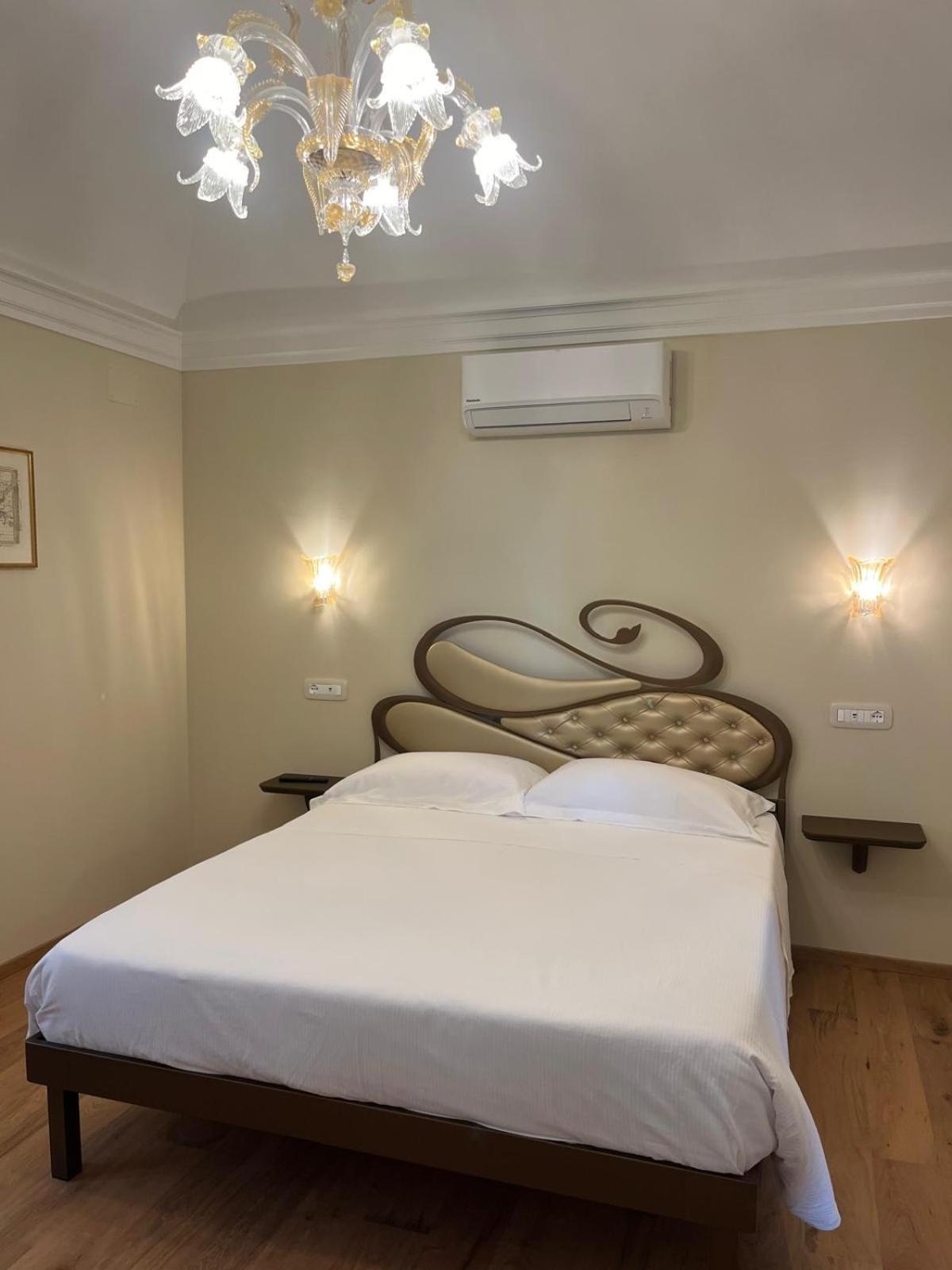 Apartmán Dimora Santa Chiara Ripatransone Exteriér fotografie
