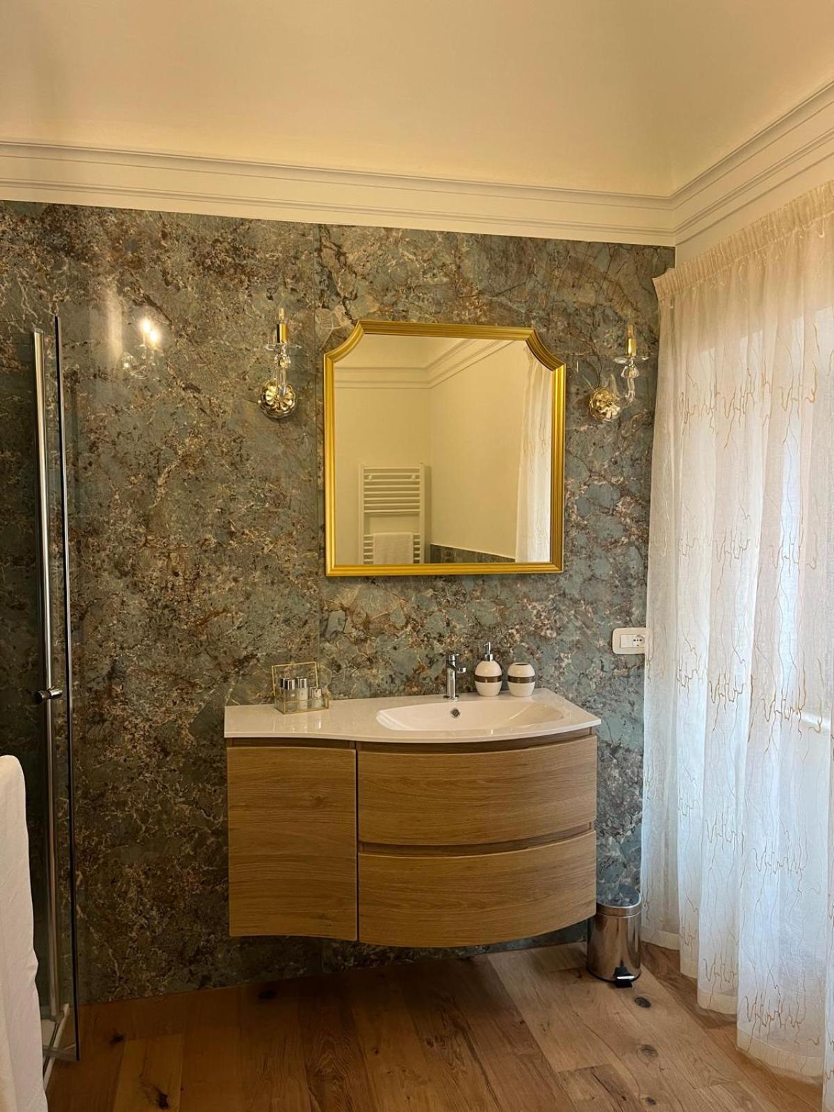 Apartmán Dimora Santa Chiara Ripatransone Exteriér fotografie