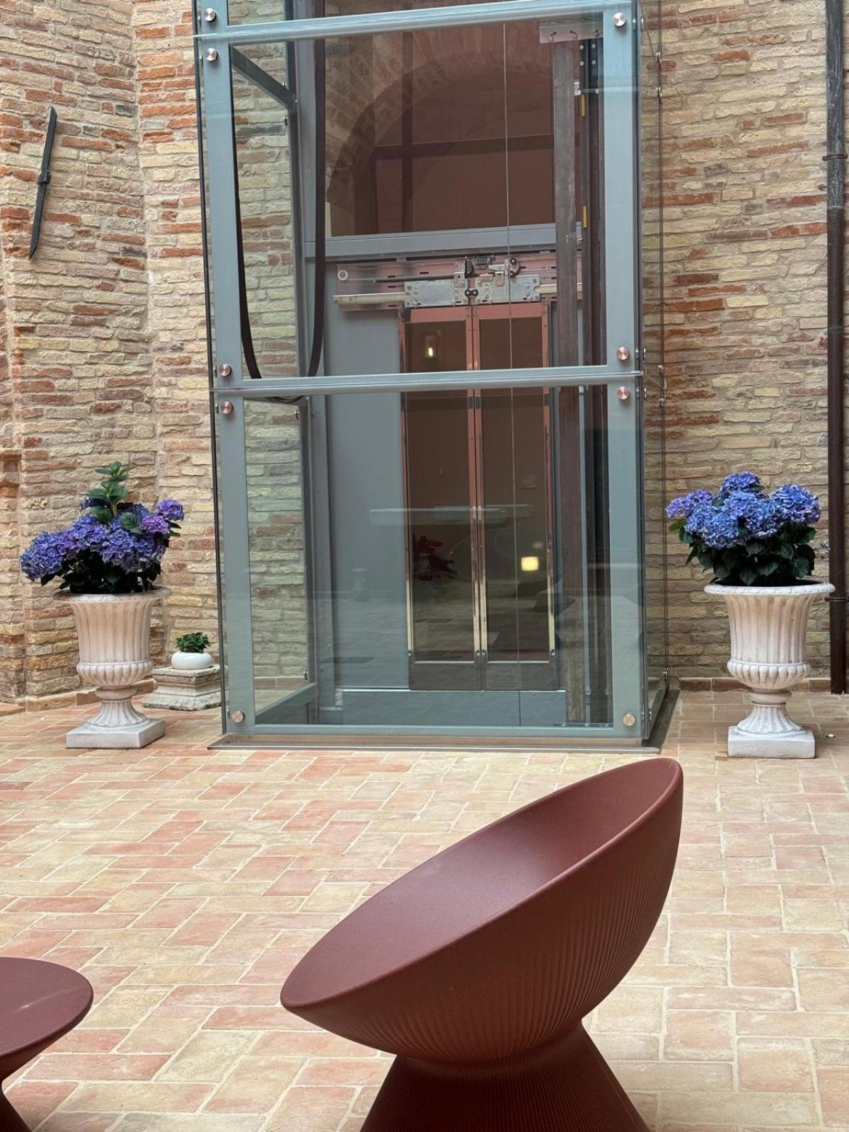 Apartmán Dimora Santa Chiara Ripatransone Exteriér fotografie